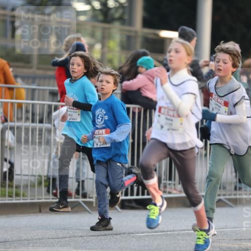27.04.2024 - Das Zehntel Fuchs,  Jonas http://msf.ph/oto/6101384 27.04.2024 08:50:28 Ziel 1471, 1490, 1497, 1552, 1584, 1866, 2018, 2114, 2134, 2345, 2360, 2580, 2644, 2652, 2679, 2825, 3112, 3145, 3168, 3455, 3460, 3473, 3838 meine-sportfotos.de