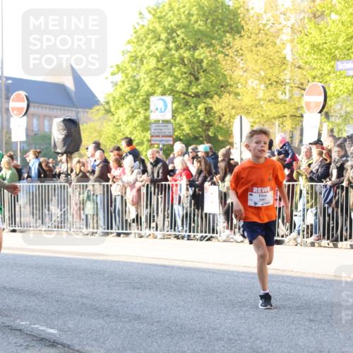 27.04.2024 - Das Zehntel Strokosch-Dieckow http://msf.ph/oto/6101567 27.04.2024 08:47:47 Laufen 1650, 2181, 3437, 3481, 3876 meine-sportfotos.de