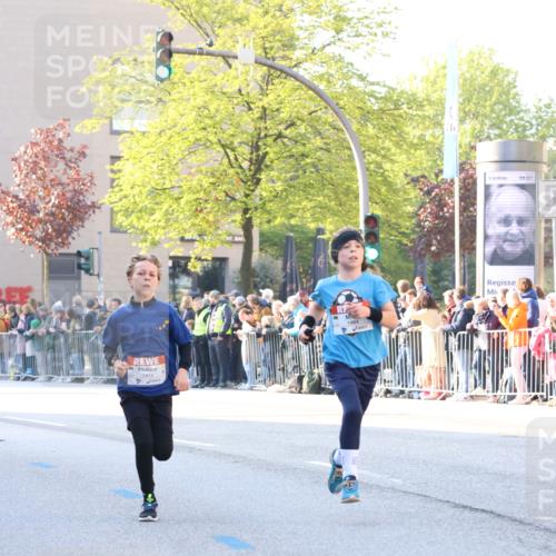 27.04.2024 - Das Zehntel Strokosch-Dieckow http://msf.ph/oto/6101753 27.04.2024 08:47:18 Laufen 1472, 1484, 3828 meine-sportfotos.de
