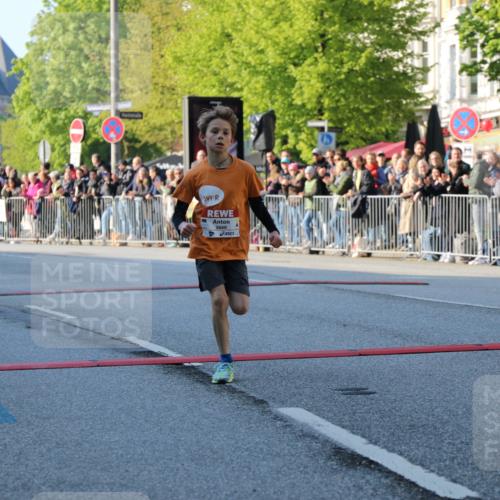 27.04.2024 - Das Zehntel H.Heesch http://msf.ph/oto/6104390 27.04.2024 08:46:38 Ziel 2443, 3660 meine-sportfotos.de