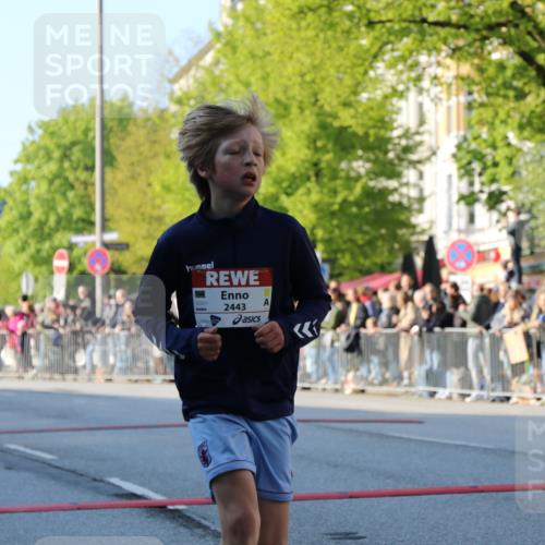 27.04.2024 - Das Zehntel H.Heesch http://msf.ph/oto/6104404 27.04.2024 08:46:45 Ziel 2443, 3660 meine-sportfotos.de