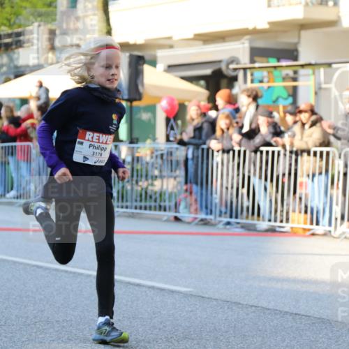 27.04.2024 - Das Zehntel H.Heesch http://msf.ph/oto/6104417 27.04.2024 08:47:12 Ziel 3178, 3828 meine-sportfotos.de