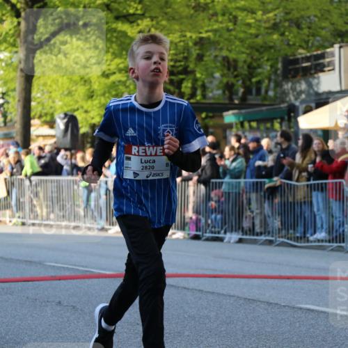 27.04.2024 - Das Zehntel H.Heesch http://msf.ph/oto/6104445 27.04.2024 08:47:45 Ziel 1595, 1650, 2820, 3481, 3626, 3876 meine-sportfotos.de