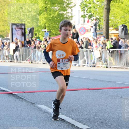 27.04.2024 - Das Zehntel H.Heesch http://msf.ph/oto/6104494 27.04.2024 08:48:12 Ziel 1645, 1712, 2327, 2329, 3154, 3683 meine-sportfotos.de