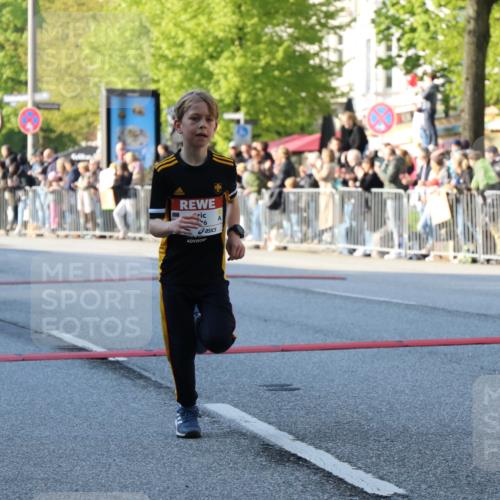27.04.2024 - Das Zehntel H.Heesch http://msf.ph/oto/6104541 27.04.2024 08:48:29 Ziel 1192, 1452, 2222, 2608, 2824, 2930, 3176, 3900 meine-sportfotos.de