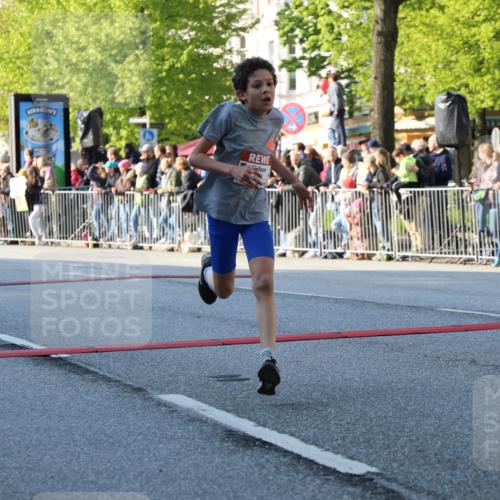 27.04.2024 - Das Zehntel H.Heesch http://msf.ph/oto/6104634 27.04.2024 08:49:25 Ziel 1326, 1935, 2264, 2839, 3169, 3173, 3443, 3619, 3703, 3783, 3784, 3819 meine-sportfotos.de