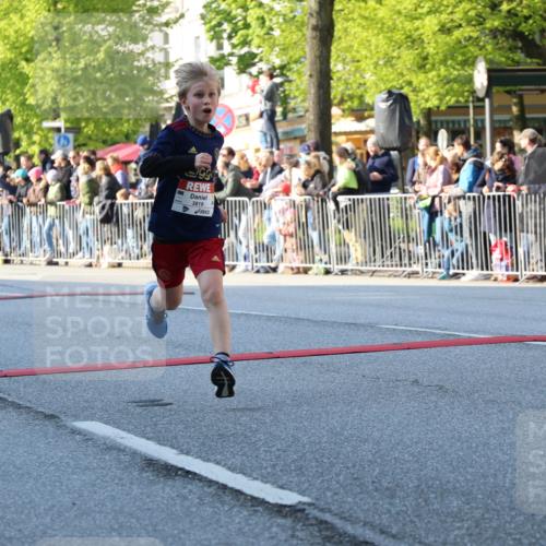 27.04.2024 - Das Zehntel H.Heesch http://msf.ph/oto/6104643 27.04.2024 08:49:32 Ziel 1326, 1935, 3238, 3241, 3453, 3619, 3784, 3819 meine-sportfotos.de