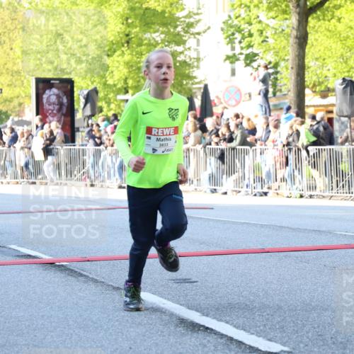 27.04.2024 - Das Zehntel H.Heesch http://msf.ph/oto/6104723 27.04.2024 08:50:11 Ziel 1230, 1233, 1497, 1552, 1553, 1584, 1596, 1661, 1707, 1929, 2360, 2679, 3030, 3112, 3152, 3480, 3705, 3706, 3709, 3775, 3794, 3833 meine-sportfotos.de