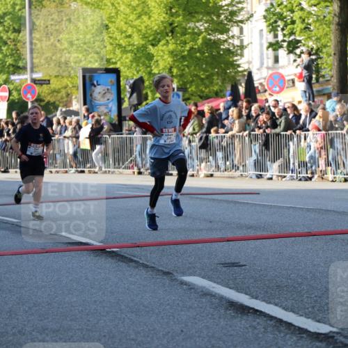 27.04.2024 - Das Zehntel H.Heesch http://msf.ph/oto/6104742 27.04.2024 08:50:21 Ziel 1230, 1497, 1552, 1553, 1584, 1596, 1661, 1929, 2114, 2134, 2345, 2360, 2644, 2652, 2679, 3030, 3112, 3145, 3168, 3473, 3705, 3706 meine-sportfotos.de