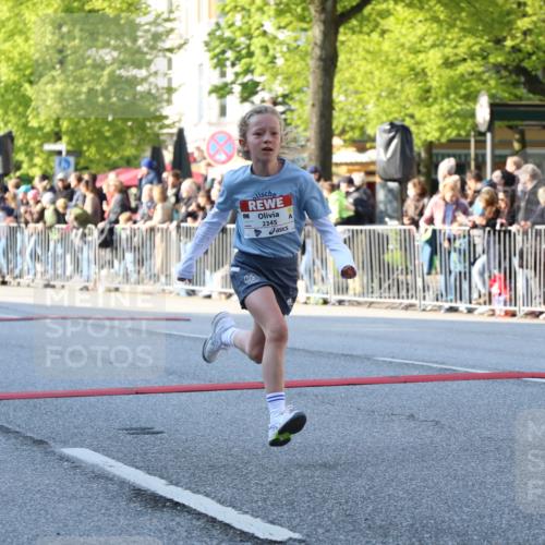 27.04.2024 - Das Zehntel H.Heesch http://msf.ph/oto/6104758 27.04.2024 08:50:29 Ziel 1471, 1490, 1497, 1584, 1866, 2018, 2114, 2134, 2345, 2360, 2580, 2644, 2652, 2825, 3112, 3145, 3168, 3455, 3460, 3473, 3838 meine-sportfotos.de