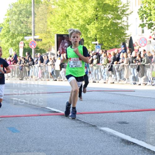 27.04.2024 - Das Zehntel H.Heesch http://msf.ph/oto/6104775 27.04.2024 08:50:37 Ziel 1098, 1471, 1488, 1490, 1866, 2018, 2345, 2580, 2825, 2831, 3164, 3432, 3451, 3455, 3460, 3620, 3632, 3838, 3858 meine-sportfotos.de