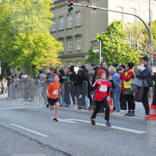 27.04.2024 - Das Zehntel MichiJ http://msf.ph/oto/6105452 27.04.2024 08:45:40 Laufen 21815, 22111 meine-sportfotos.de
