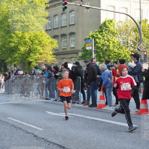 27.04.2024 - Das Zehntel MichiJ http://msf.ph/oto/6105459 27.04.2024 08:45:40 Laufen 3481, 2181, 2227 meine-sportfotos.de