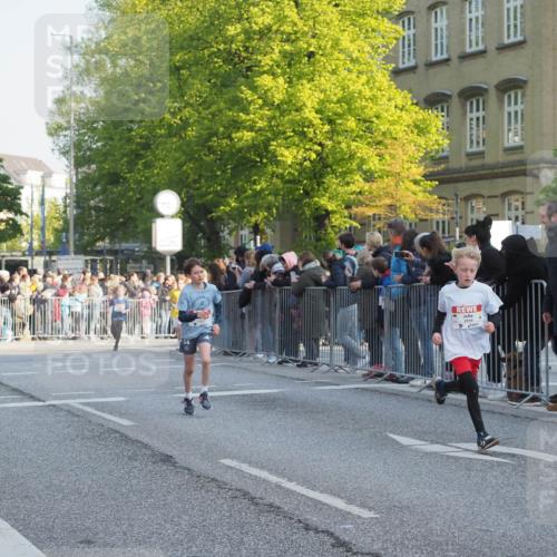 27.04.2024 - Das Zehntel MichiJ http://msf.ph/oto/6105692 27.04.2024 08:46:22 Laufen 2930 meine-sportfotos.de