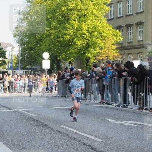 27.04.2024 - Das Zehntel MichiJ http://msf.ph/oto/6105699 27.04.2024 08:46:23 Laufen 2352 meine-sportfotos.de