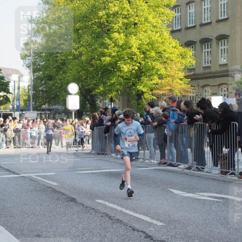 27.04.2024 - Das Zehntel MichiJ http://msf.ph/oto/6105700 27.04.2024 08:46:23 Laufen  meine-sportfotos.de