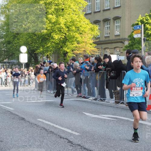 27.04.2024 - Das Zehntel MichiJ http://msf.ph/oto/6105854 27.04.2024 08:46:40 Laufen 2663 meine-sportfotos.de