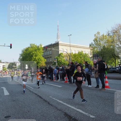 27.04.2024 - Das Zehntel MichiJ http://msf.ph/oto/6106405 27.04.2024 08:48:17 Laufen  meine-sportfotos.de