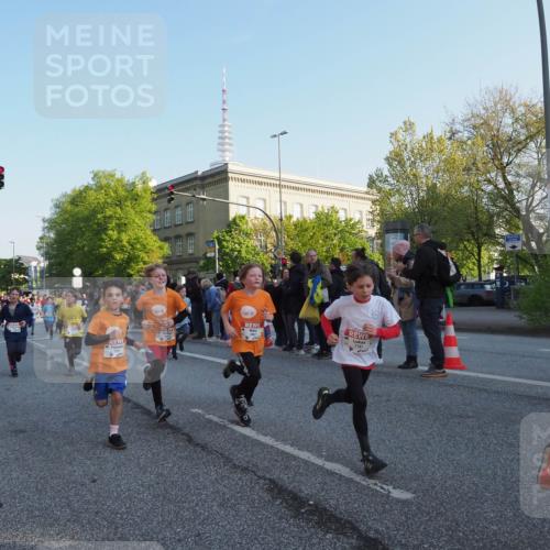 27.04.2024 - Das Zehntel MichiJ http://msf.ph/oto/6106514 27.04.2024 08:48:35 Laufen 3607, 1101 meine-sportfotos.de