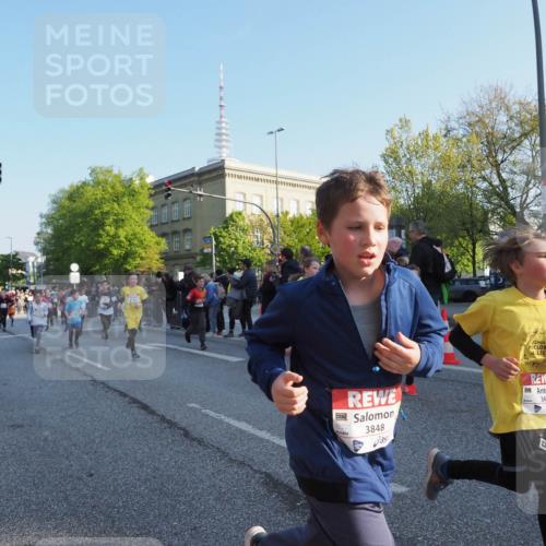 27.04.2024 - Das Zehntel MichiJ http://msf.ph/oto/6106532 27.04.2024 08:48:38 Laufen 3848, 3459 meine-sportfotos.de