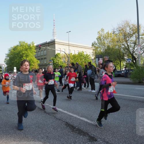 27.04.2024 - Das Zehntel MichiJ http://msf.ph/oto/6106570 27.04.2024 08:48:43 Laufen 1934 meine-sportfotos.de
