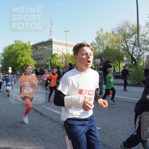 27.04.2024 - Das Zehntel MichiJ http://msf.ph/oto/6106652 27.04.2024 08:48:52 Laufen 3629 meine-sportfotos.de