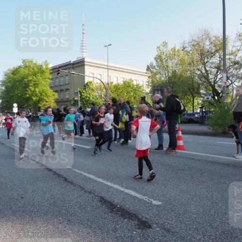 27.04.2024 - Das Zehntel MichiJ http://msf.ph/oto/6106772 27.04.2024 08:49:08 Laufen 10 meine-sportfotos.de