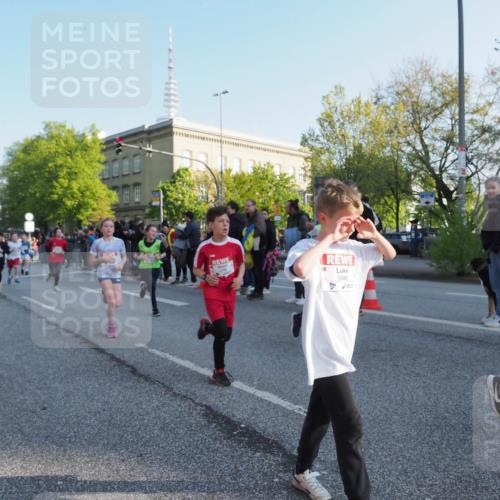 27.04.2024 - Das Zehntel MichiJ http://msf.ph/oto/6106799 27.04.2024 08:49:12 Laufen 1080 meine-sportfotos.de