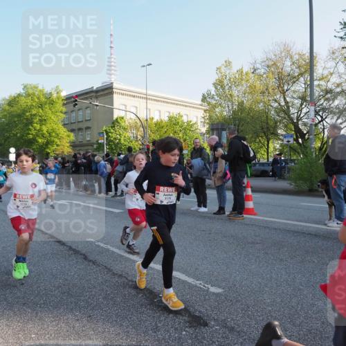 27.04.2024 - Das Zehntel MichiJ http://msf.ph/oto/6106821 27.04.2024 08:49:15 Laufen 1716, 3179 meine-sportfotos.de