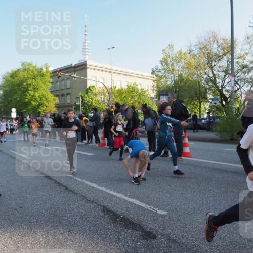 27.04.2024 - Das Zehntel MichiJ http://msf.ph/oto/6106906 27.04.2024 08:49:24 Laufen 1200 meine-sportfotos.de