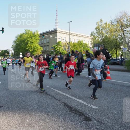 27.04.2024 - Das Zehntel MichiJ http://msf.ph/oto/6106949 27.04.2024 08:49:30 Laufen 2315 meine-sportfotos.de
