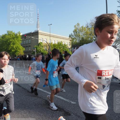 27.04.2024 - Das Zehntel MichiJ http://msf.ph/oto/6106984 27.04.2024 08:49:36 Laufen 3040, 1372 meine-sportfotos.de