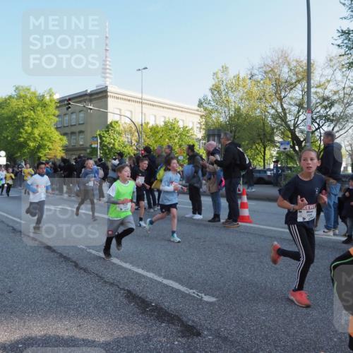 27.04.2024 - Das Zehntel MichiJ http://msf.ph/oto/6107172 27.04.2024 08:50:00 Laufen 990, 1599 meine-sportfotos.de