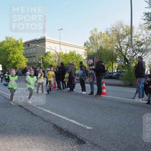 27.04.2024 - Das Zehntel MichiJ http://msf.ph/oto/6107202 27.04.2024 08:50:03 Laufen 090 meine-sportfotos.de