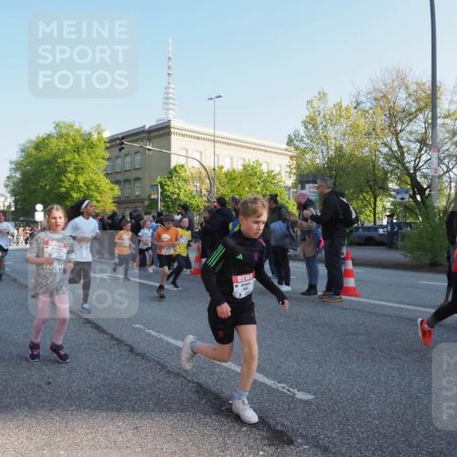 27.04.2024 - Das Zehntel MichiJ http://msf.ph/oto/6107446 27.04.2024 08:50:31 Laufen 2919, 1885 meine-sportfotos.de