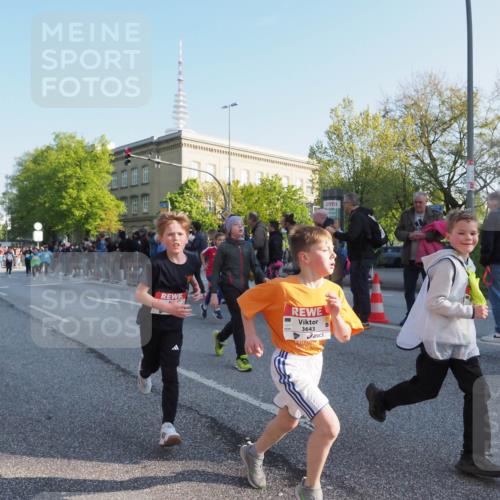 27.04.2024 - Das Zehntel MichiJ http://msf.ph/oto/6107501 27.04.2024 08:50:36 Laufen 3643 meine-sportfotos.de