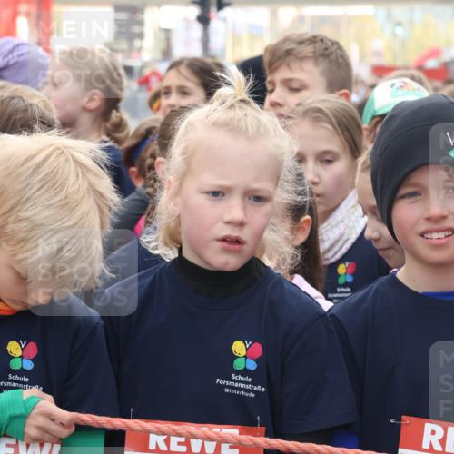 27.04.2024 - Das Zehntel Lena Gebhardt http://msf.ph/oto/6109915 27.04.2024 08:12:01 Allgemein zum Event 3177, 3152, 3 meine-sportfotos.de