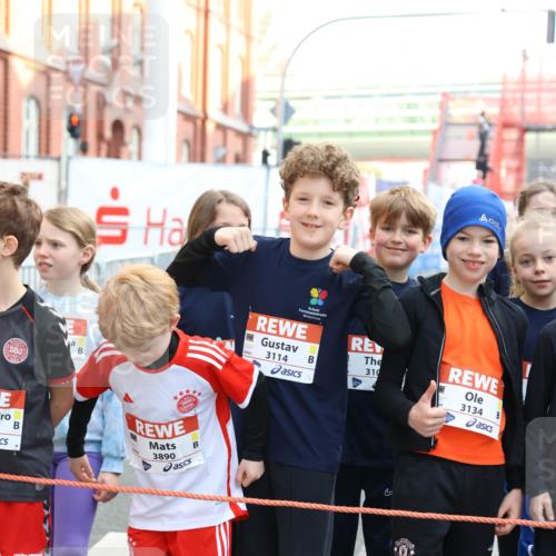 27.04.2024 - Das Zehntel Strokosch-Dieckow http://msf.ph/oto/6115023 27.04.2024 08:11:22 Allgemein zum Event 3890, 3114, 800, 310, 3134 meine-sportfotos.de