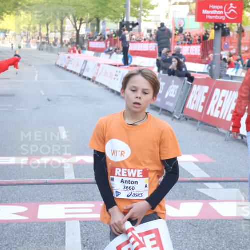 27.04.2024 - Das Zehntel Lena Gebhardt http://msf.ph/oto/6124399 27.04.2024 08:47:22 Ziel 3660 meine-sportfotos.de