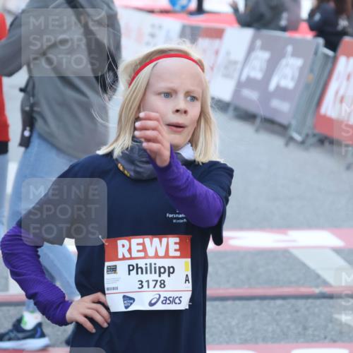 27.04.2024 - Das Zehntel Lena Gebhardt http://msf.ph/oto/6124743 27.04.2024 08:47:53 Ziel 1472, 1484, 3828 meine-sportfotos.de
