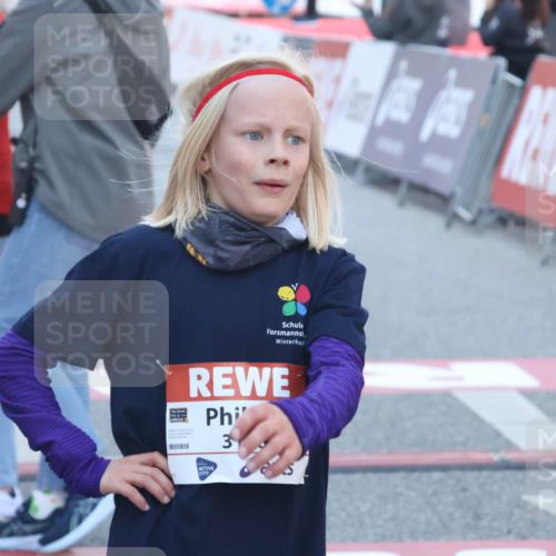 27.04.2024 - Das Zehntel Lena Gebhardt http://msf.ph/oto/6124751 27.04.2024 08:47:53 Ziel 1472, 1484, 3828 meine-sportfotos.de
