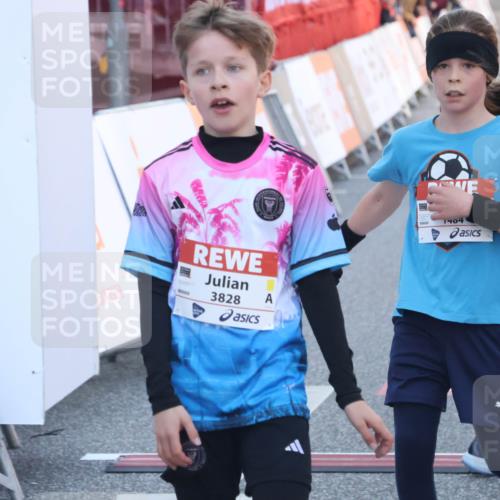 27.04.2024 - Das Zehntel Lena Gebhardt http://msf.ph/oto/6124881 27.04.2024 08:48:03 Ziel 1472, 1484 meine-sportfotos.de