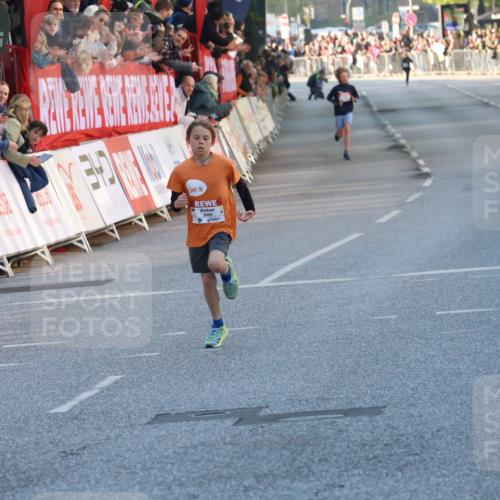 27.04.2024 - Das Zehntel Strokosch-Dieckow http://msf.ph/oto/6125237 27.04.2024 08:47:12 Ziel 3660 meine-sportfotos.de