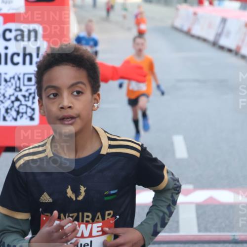 27.04.2024 - Das Zehntel Lena Gebhardt http://msf.ph/oto/6125259 27.04.2024 08:48:24 Ziel 2820, 3481, 3626, 3876 meine-sportfotos.de