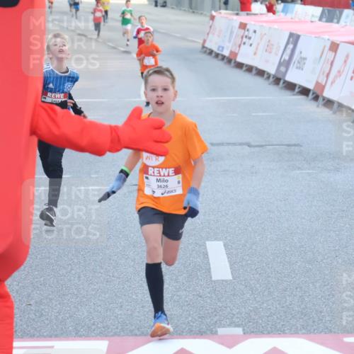 27.04.2024 - Das Zehntel Lena Gebhardt http://msf.ph/oto/6125275 27.04.2024 08:48:25 Ziel 2820, 3481, 3626, 3876 meine-sportfotos.de