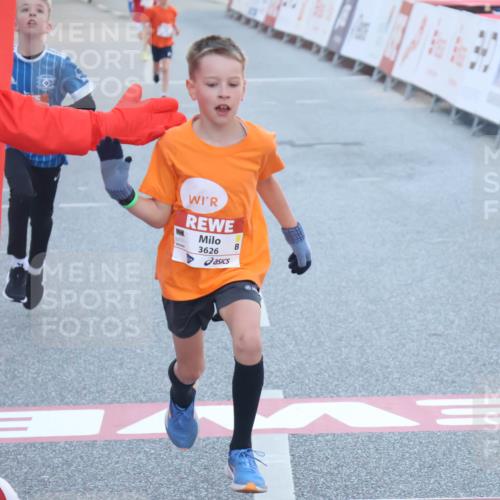 27.04.2024 - Das Zehntel Lena Gebhardt http://msf.ph/oto/6125323 27.04.2024 08:48:26 Ziel 2820, 3481, 3626, 3876 meine-sportfotos.de