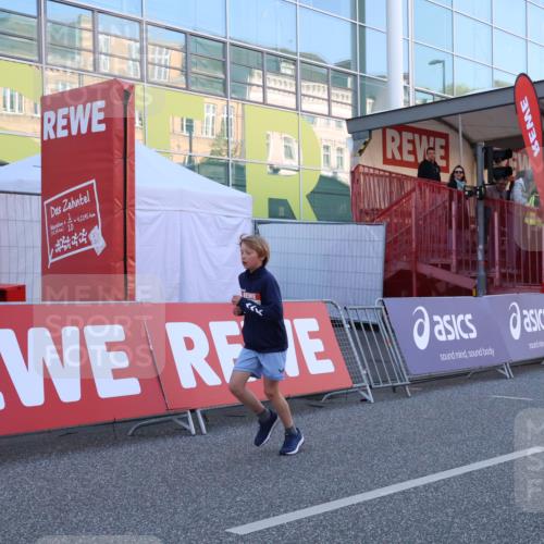 27.04.2024 - Das Zehntel Strokosch-Dieckow http://msf.ph/oto/6125469 27.04.2024 08:47:35 Ziel 2443 meine-sportfotos.de