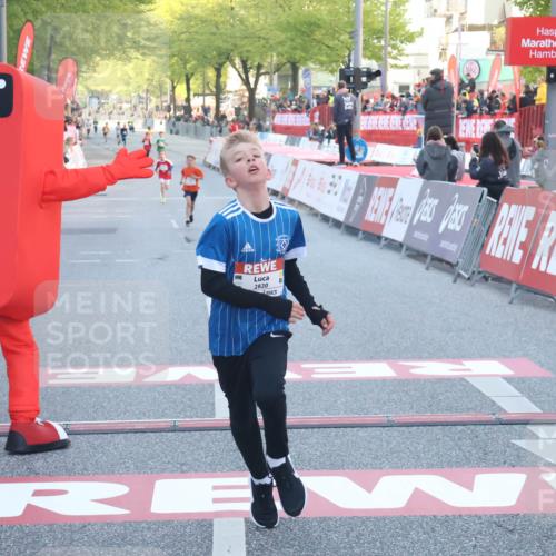 27.04.2024 - Das Zehntel Lena Gebhardt http://msf.ph/oto/6125476 27.04.2024 08:48:28 Ziel 2820, 3481, 3626, 3876 meine-sportfotos.de