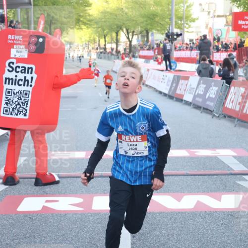 27.04.2024 - Das Zehntel Lena Gebhardt http://msf.ph/oto/6125504 27.04.2024 08:48:29 Ziel 2820, 3481, 3876 meine-sportfotos.de