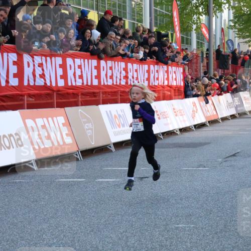 27.04.2024 - Das Zehntel Strokosch-Dieckow http://msf.ph/oto/6125520 27.04.2024 08:47:48 Ziel 1472, 1484, 3178, 3828 meine-sportfotos.de